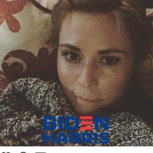 Meet your Posher, Elissa